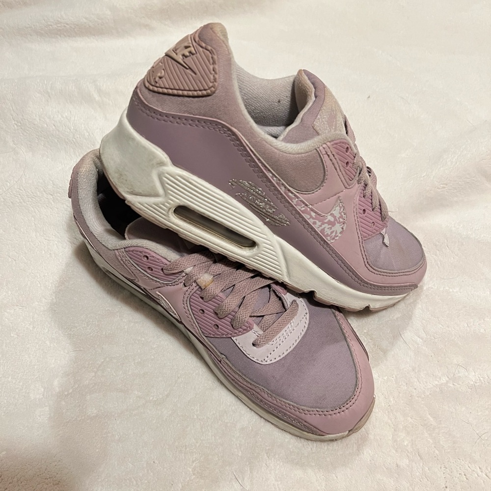 Nike Womens Air Max 90 Plum Sz 8.5